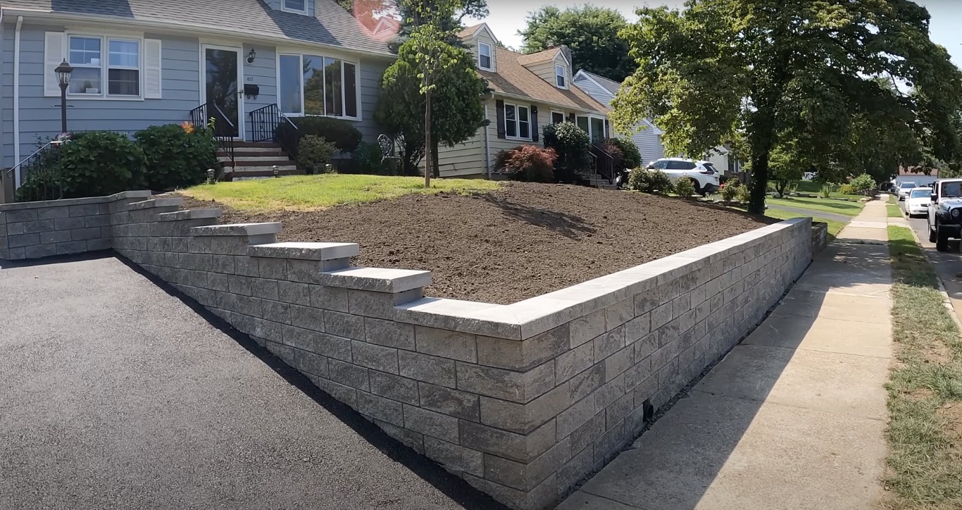 Professional concrete retaining wall in Apopka, FL